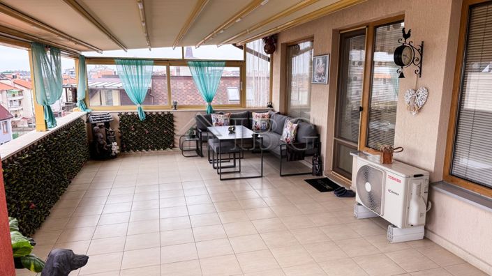 Image No.8-3 Bed Apartment for sale