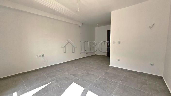 Image No.9-Apartment for sale