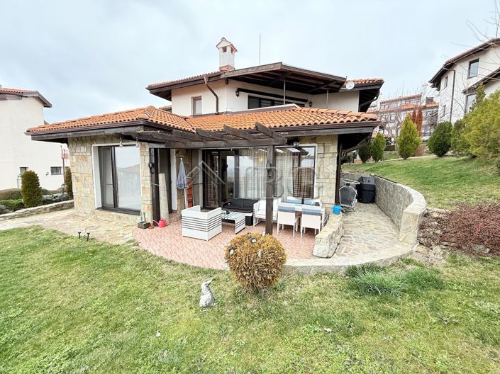 Image No.5-2 Bed Apartment for sale