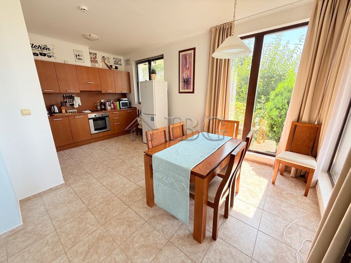 Image No.18-3 Bed House for sale