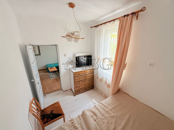 Image No.10-2 Bed House for sale