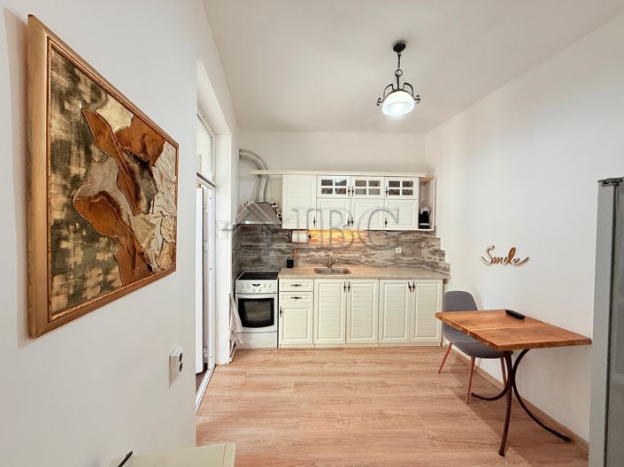 Image No.12-2 Bed House for sale