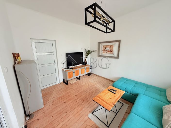 Image No.5-2 Bed House for sale