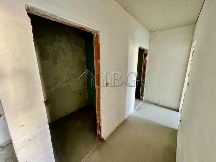 Image No.17-2 Bed Apartment for sale