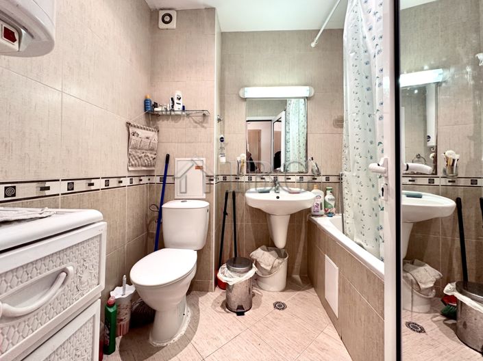 Image No.20-1 Bed Apartment for sale