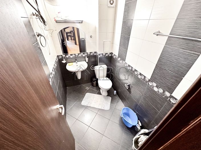 Image No.18-2 Bed Apartment for sale