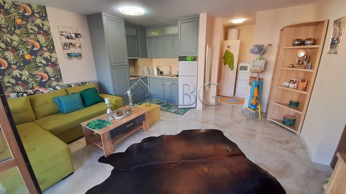 Image No.5-Apartment for sale