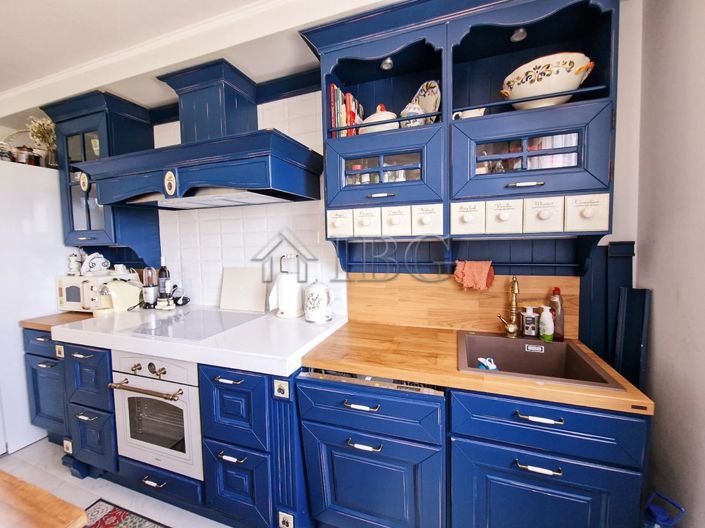 Image No.11-3 Bed Apartment for sale