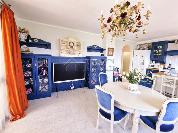 Image No.12-3 Bed Apartment for sale