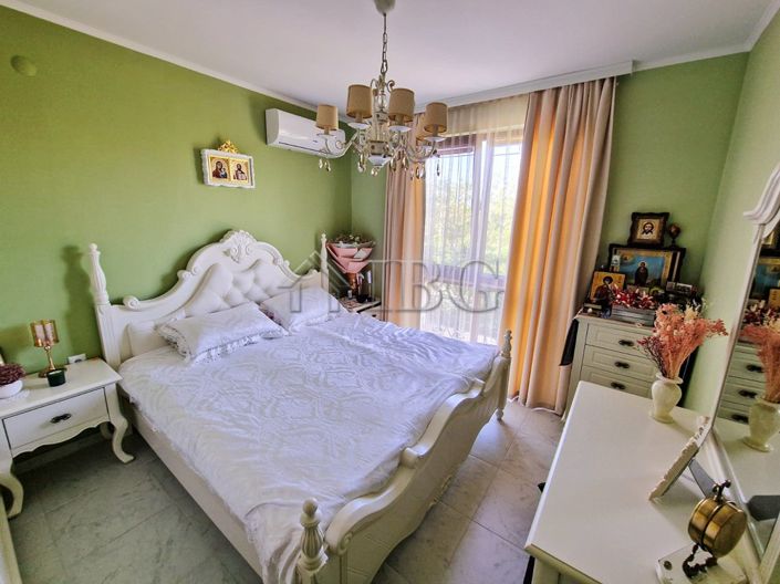 Image No.14-3 Bed Apartment for sale