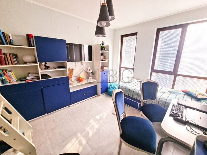 Image No.17-3 Bed Apartment for sale