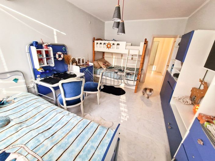 Image No.18-3 Bed Apartment for sale