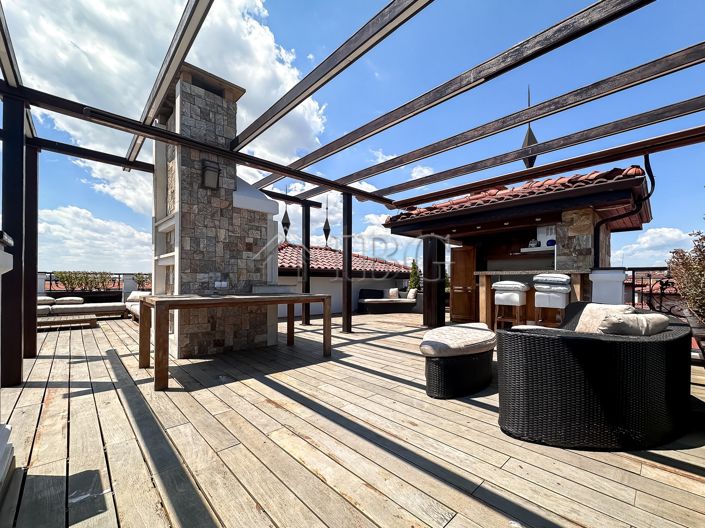 Image No.9-4 Bed Apartment for sale