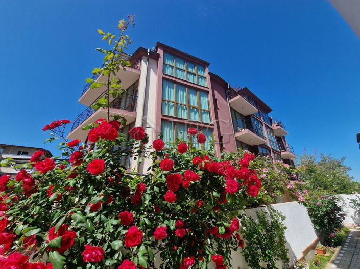 Image No.1-26 Bed Hotel for sale