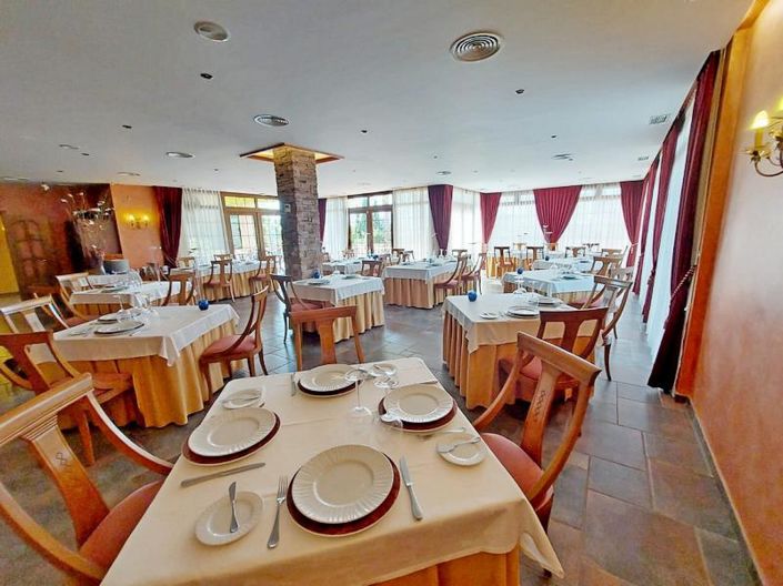 Image No.40-5 Bed Villa for sale