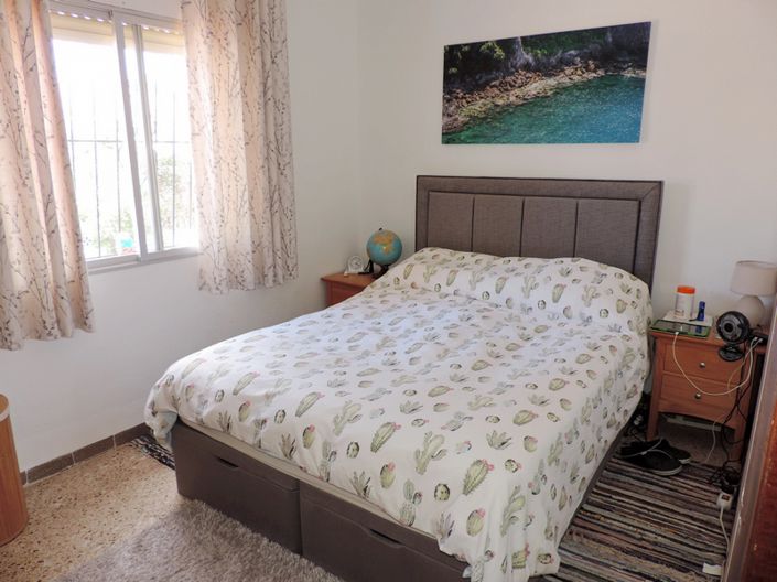 Image No.5-4 Bed Property for sale