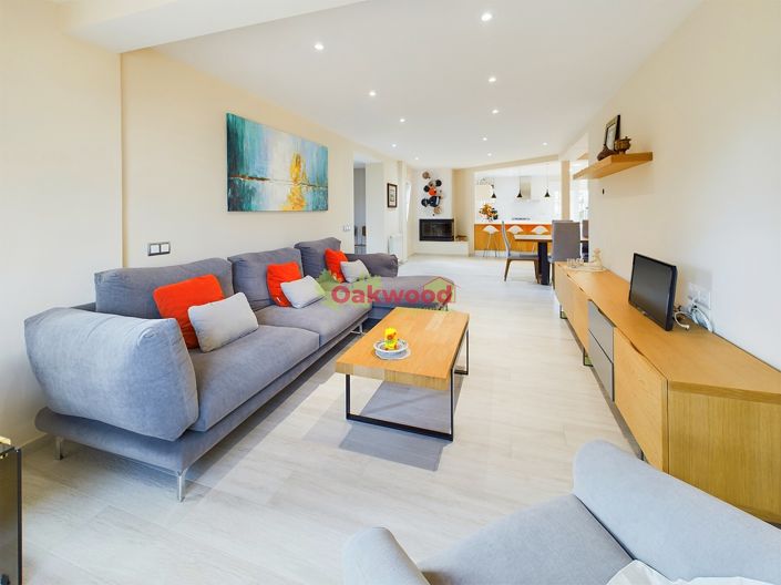 Image No.6-4 Bed Villa for sale