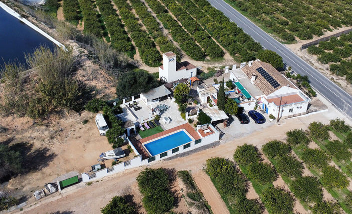 Image No.3-4 Bed Villa for sale