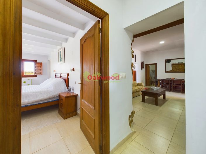 Image No.19-4 Bed Villa for sale