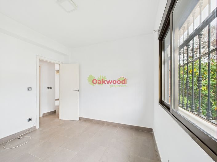 Image No.15-4 Bed Apartment for sale