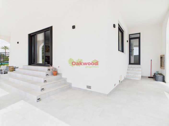 Image No.57-4 Bed Villa for sale