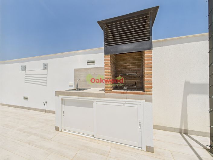 Image No.34-3 Bed Property for sale