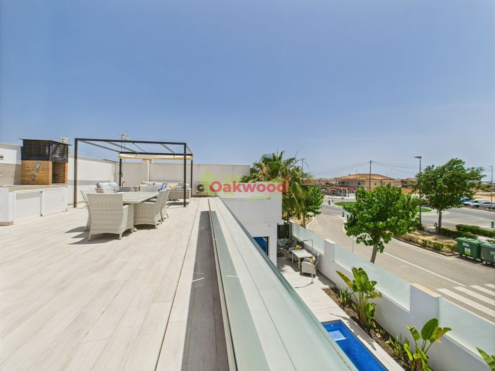 Image No.35-3 Bed Property for sale