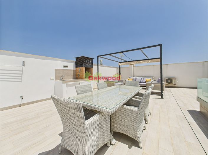 Image No.37-3 Bed Property for sale