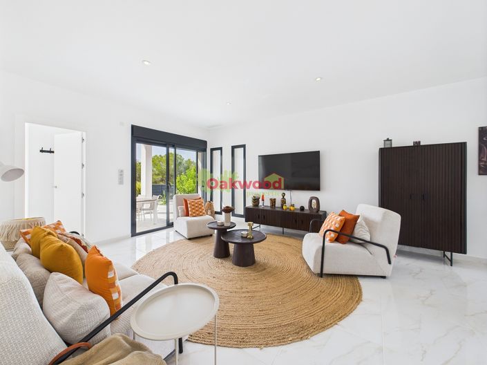 Image No.5-3 Bed Villa for sale