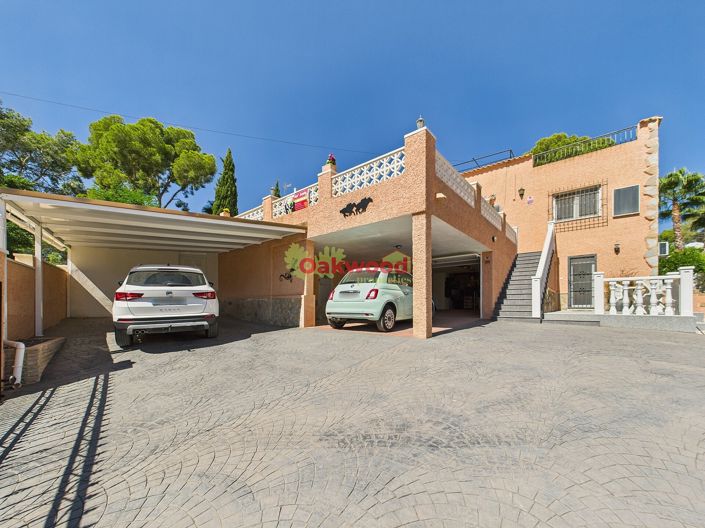 Image No.45-6 Bed Villa for sale