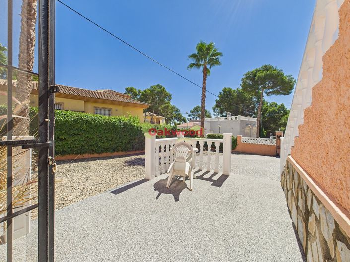 Image No.56-6 Bed Villa for sale