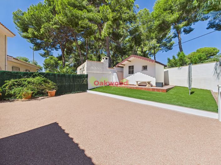 Image No.57-6 Bed Villa for sale