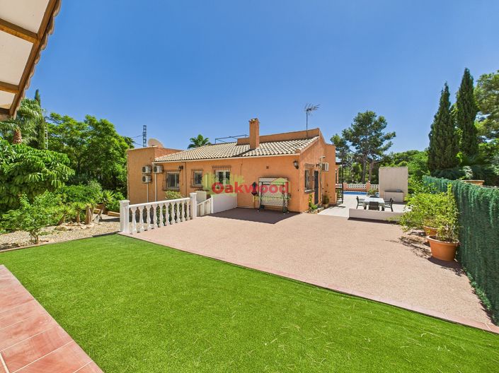 Image No.58-6 Bed Villa for sale