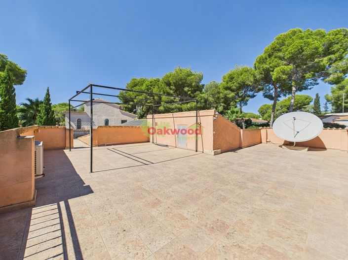 Image No.60-6 Bed Villa for sale