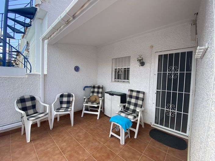 Image No.20-2 Bed Property for sale