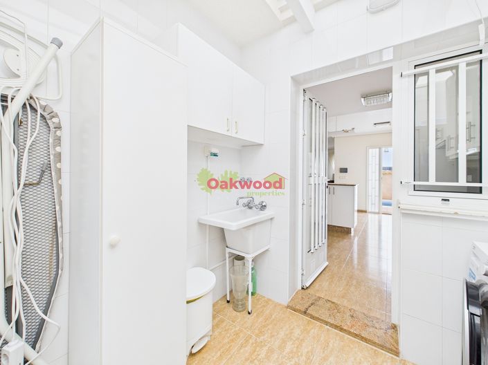 Image No.18-3 Bed Villa for sale