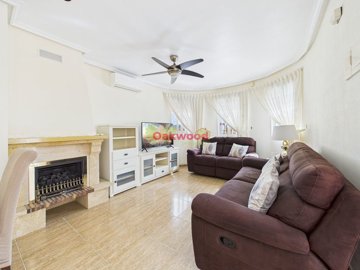 gcam04245g0-pr0067-still020