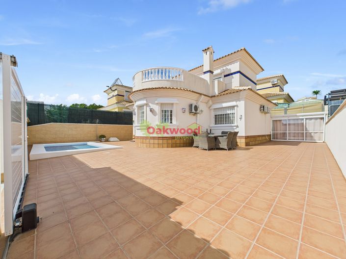 Image No.27-3 Bed Villa for sale