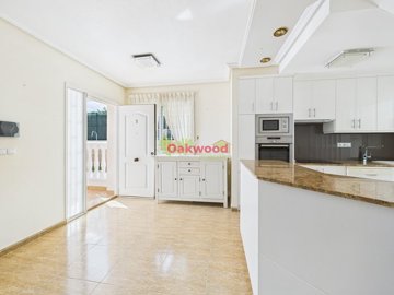 gcam04245g0-pr0067-still025