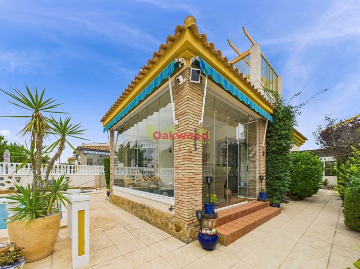 Image No.40-3 Bed Villa for sale