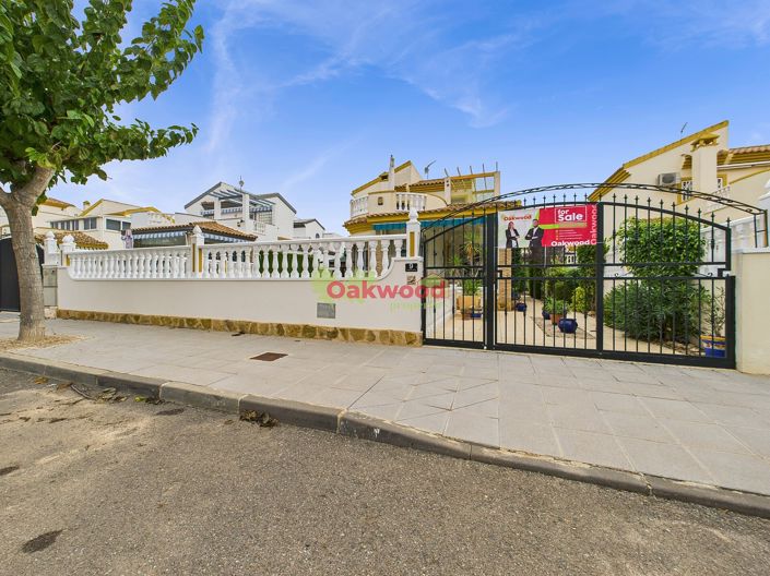 Image No.41-3 Bed Villa for sale