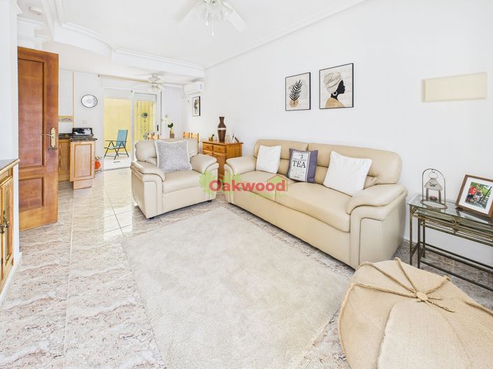 Image No.2-2 Bed Townhouse for sale