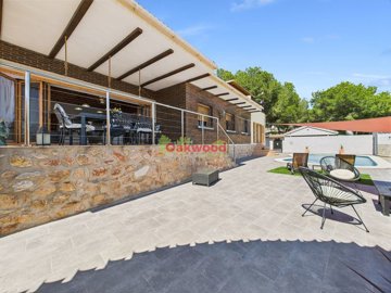 gcam04245g0-pr0048-still045