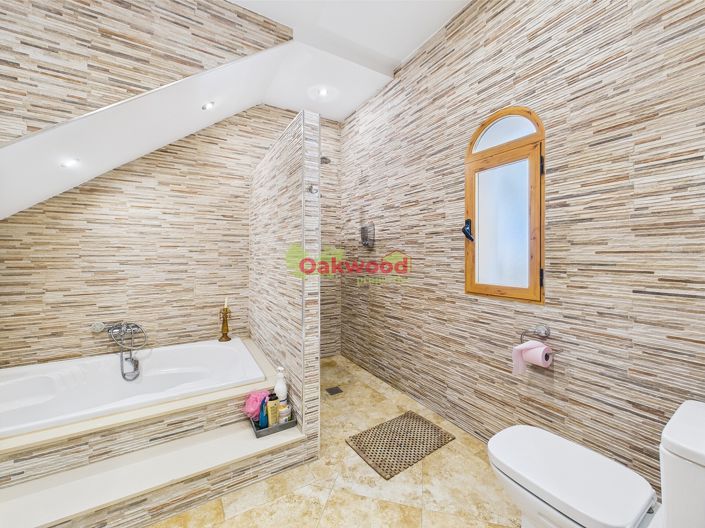 Image No.31-5 Bed Villa for sale