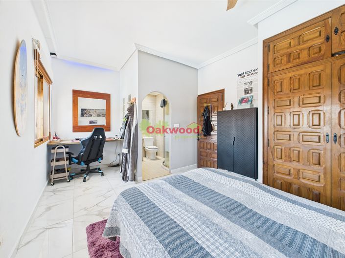 Image No.39-5 Bed Villa for sale