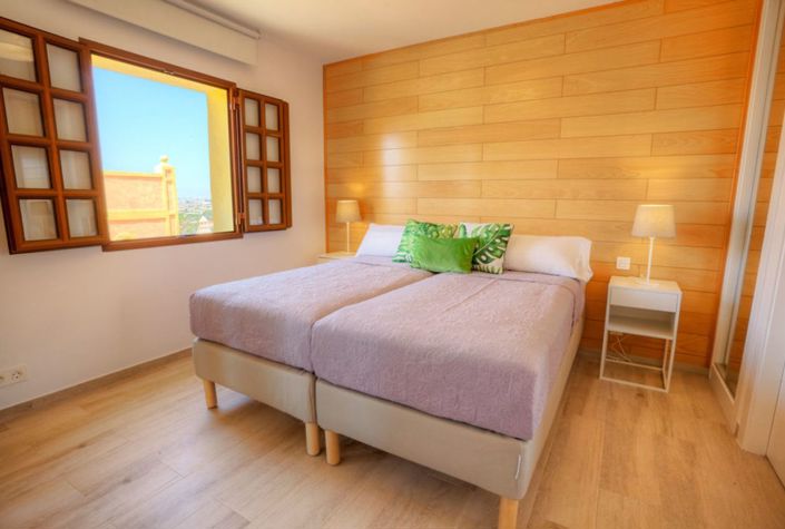 Image No.7-3 Bed Apartment for sale