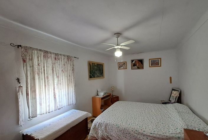 Image No.12-3 Bed Townhouse for sale