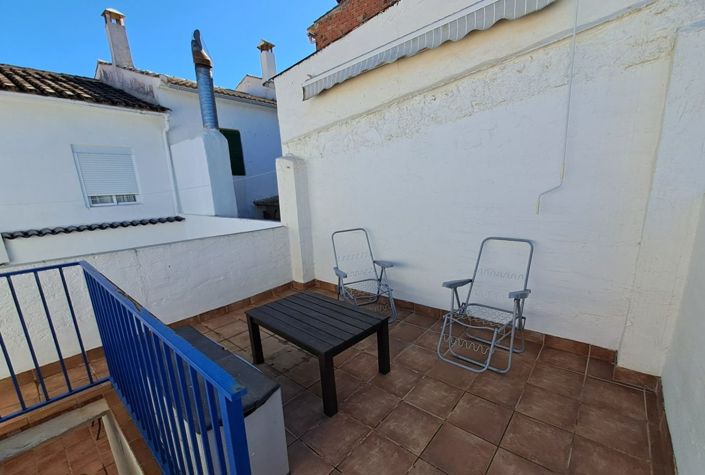 Image No.17-3 Bed Townhouse for sale