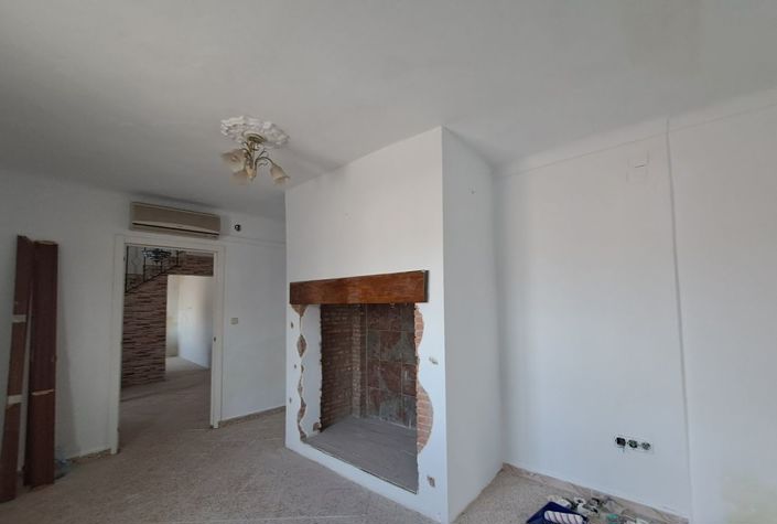 Image No.5-4 Bed Townhouse for sale