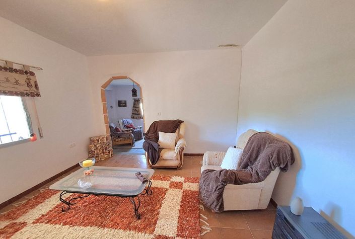 Image No.10-4 Bed Villa for sale